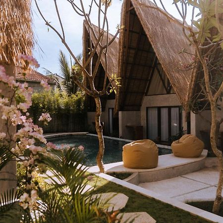 Bed and Breakfast Desa Harmonis Pecatu Exterior foto